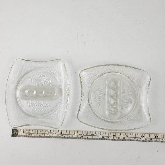Lot of 2 vintage MCM Holiday Inn glass ashtrays 5.5 x 4 - Picture 2 of 8